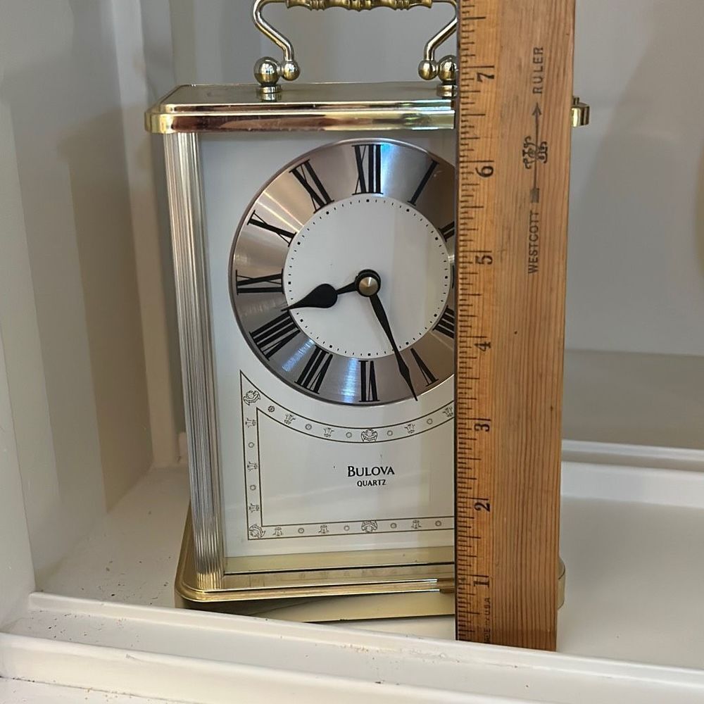 Bulova Gold Table Clock - Picture 3 of 5